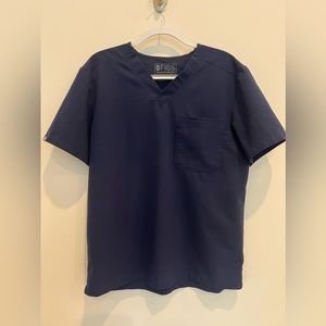 FIGS Mens scrub top.